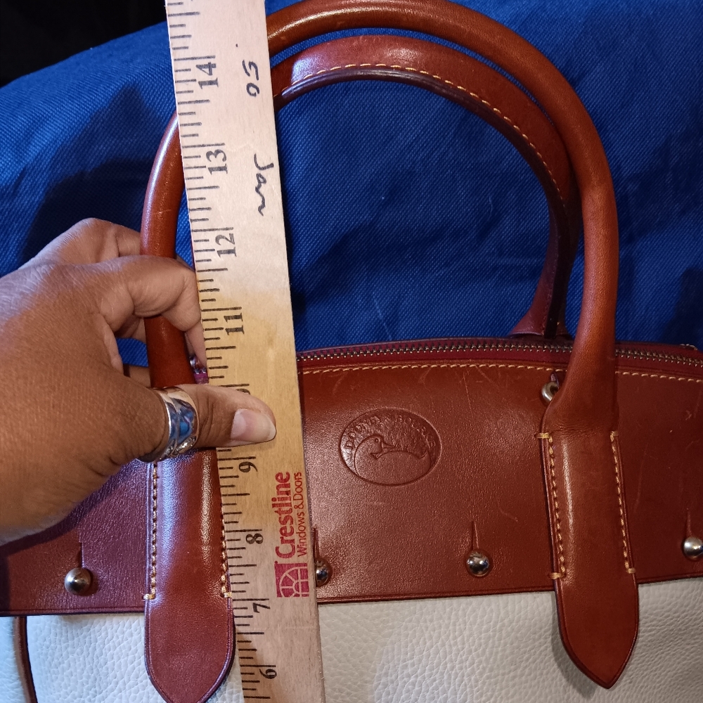 Dooney and bourke satchel - Picture 4 of 10